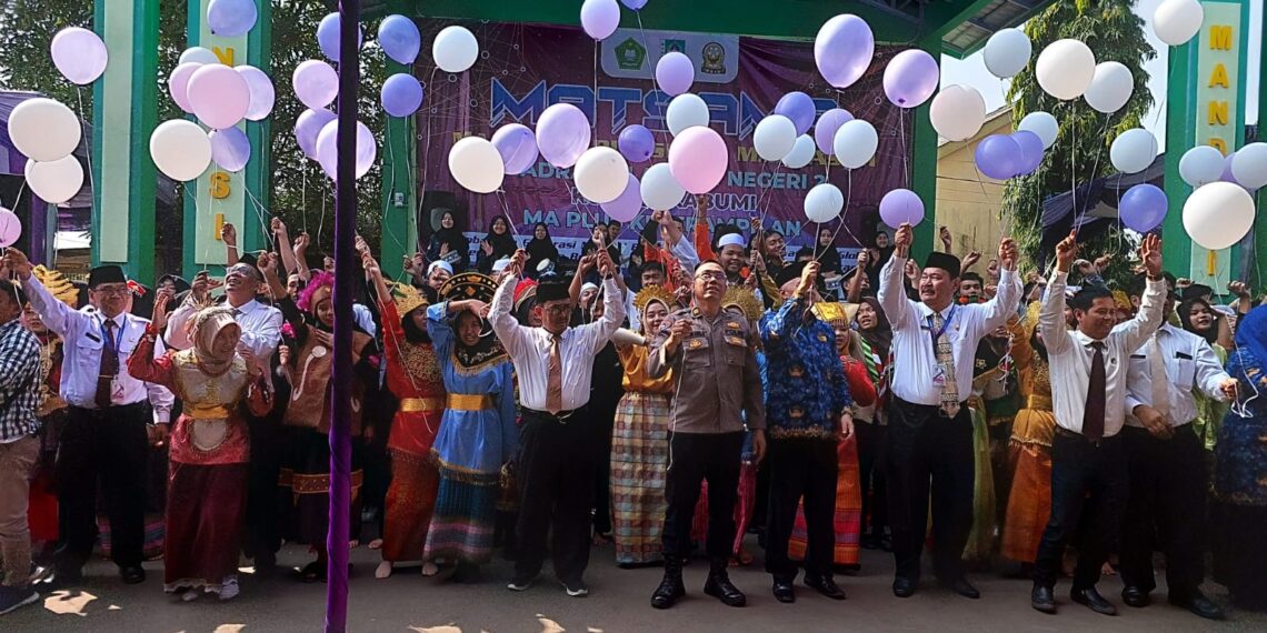 Panit Binmas Bersama Bhabinkamtibmas Hadiri Acara Grand Opening MATSAMA