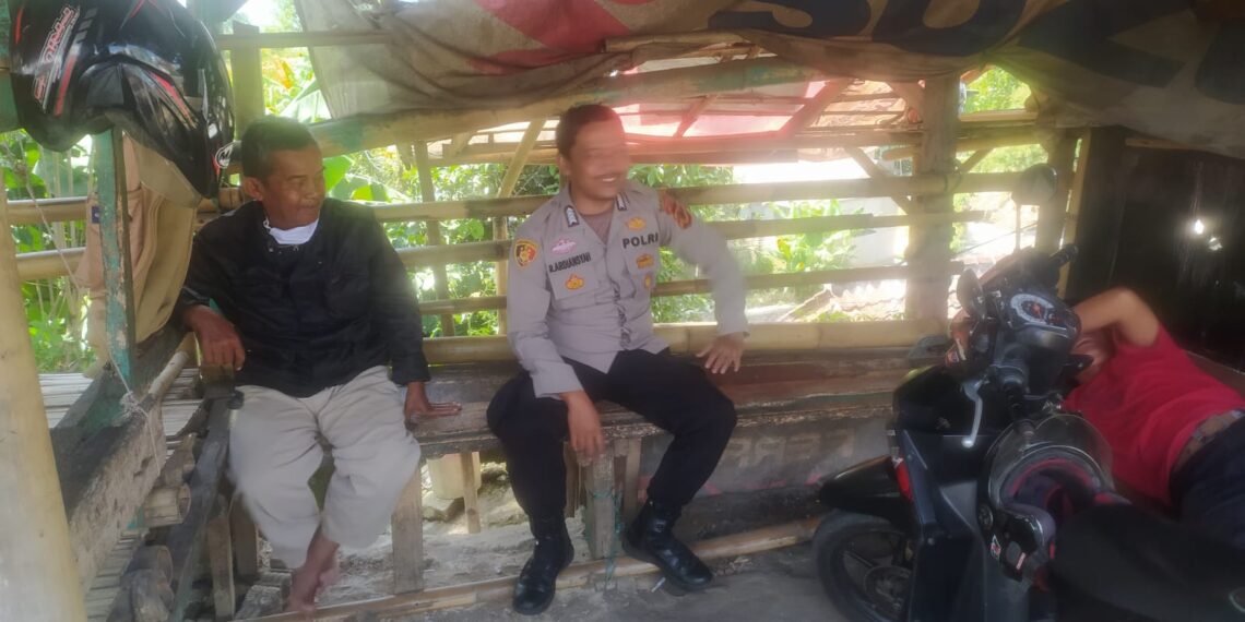Unit Samapta Polsek Baros laksanakan giat Patroli dialogis.