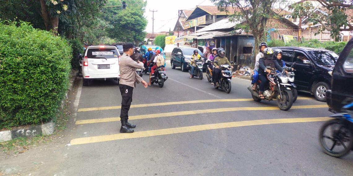 Gatur Pagi Hari Polsek Citamiang Sebagai Bentuk Pelayanan Kepada Masyarakat