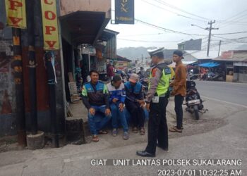 Dikmas Lantas Dan Sosialisasi ETLE Serta himbauan Tertib Berlalulintas Kepada Masyarakat