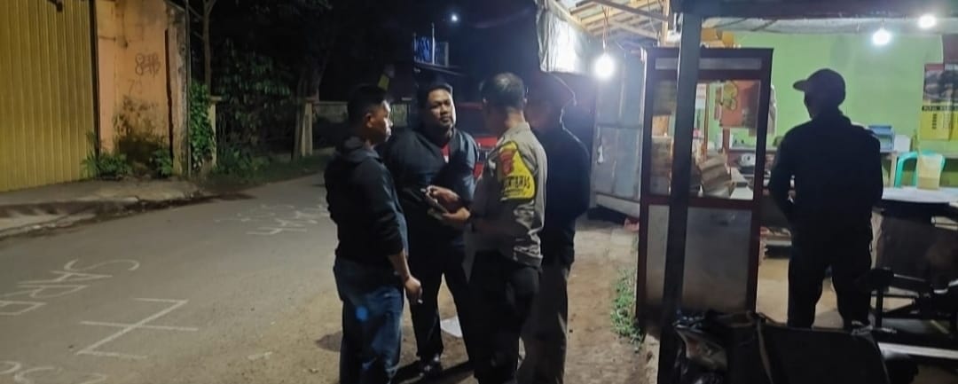 Polsek kadudampit patroli malam ke pemukiman warga