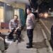 Bhabinkamtibmas Dan Anggota Patroli Polsek Cikole Laksanakan Sambang Dengan Ketua RW