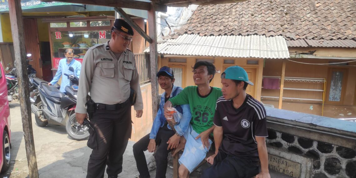 Antisipasi Tawuran Pelajar, Polsek Kebon Pedes Patroli Jam Pulang Sekolah