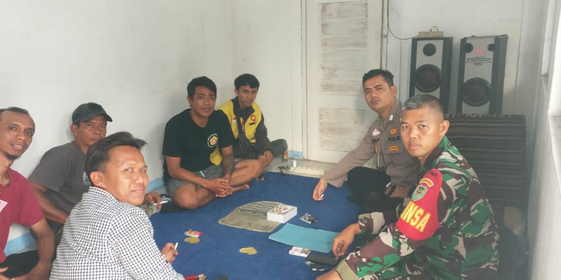 Dekati warga Babinkamtibmas Sambangi Warga dan Berikan Imbauan Kamtibmas