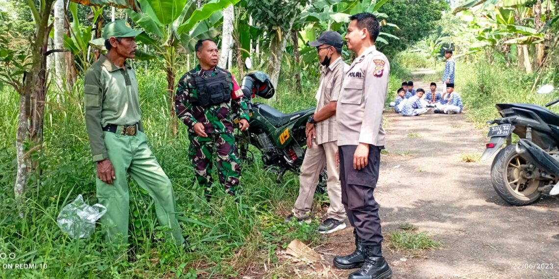 Sinergitas TNI-POLRI, Bhabinkamtibmas Polsek Gunungguruh Dan Bhabinsa Sambangi Warga Binaan