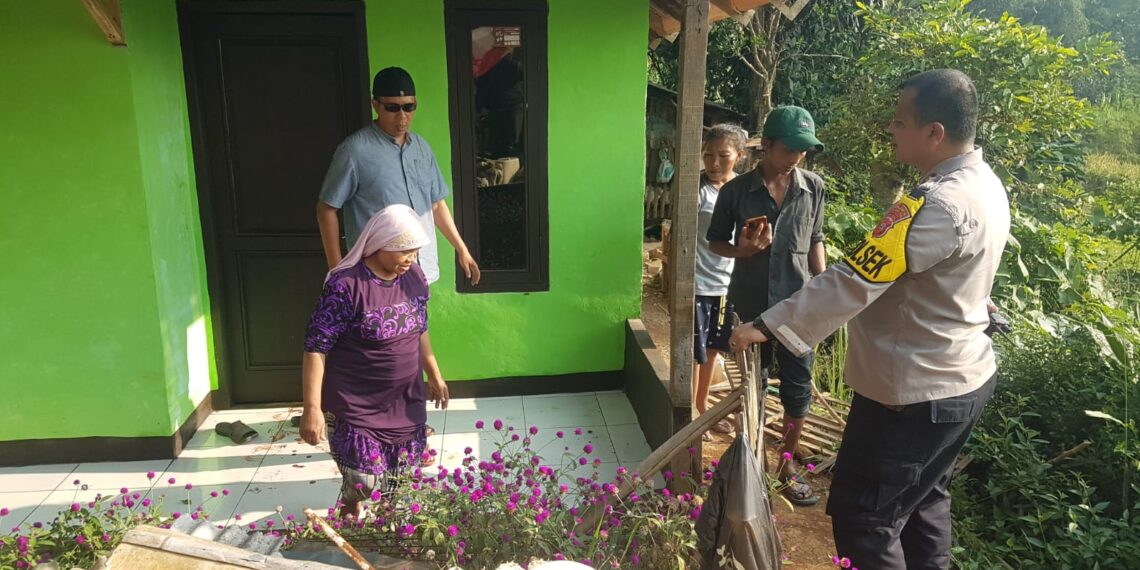 Polsek Kebonpedes Sukabumi Kejar Pelaku Penganiaya Dua Lansia