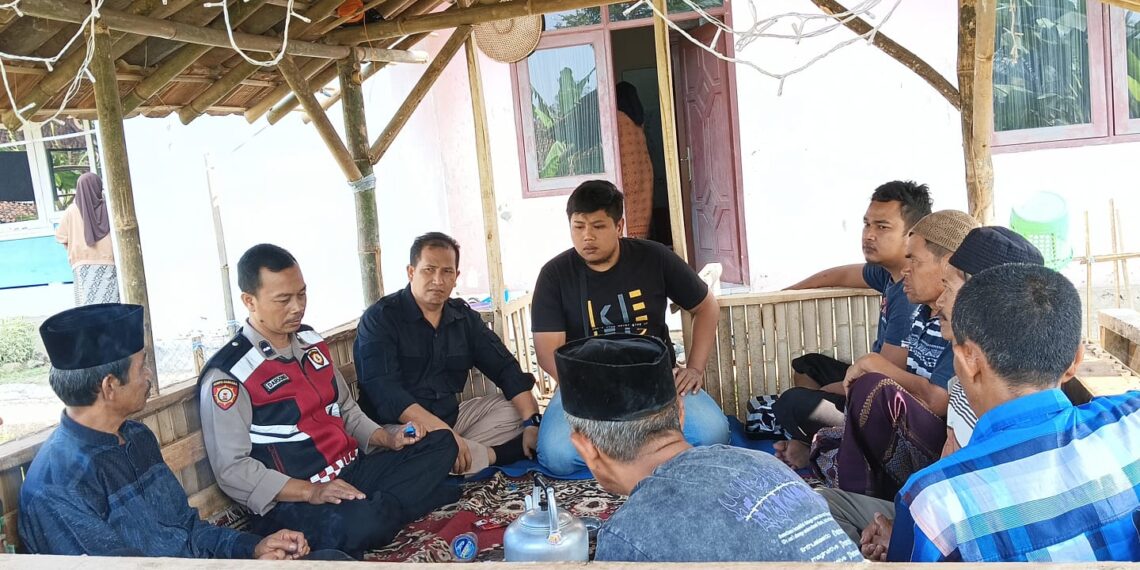 Polsek Cireunghas Polres Sukabumi Kota, Laksanakan Patroli Dialogis Dan Berikan Himbauan Kamtibmas Terkait TPPO