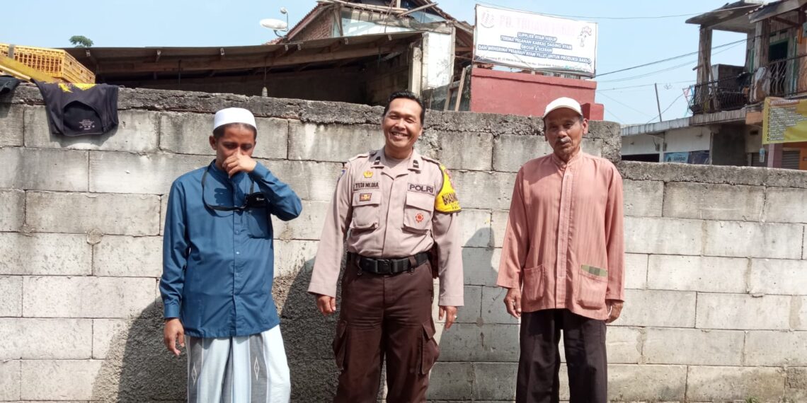Bhabinkamtibmas Polsek Cisaat dan Babinsa Pererat Tali Silaturahmi Dengan Tokoh masyarakat