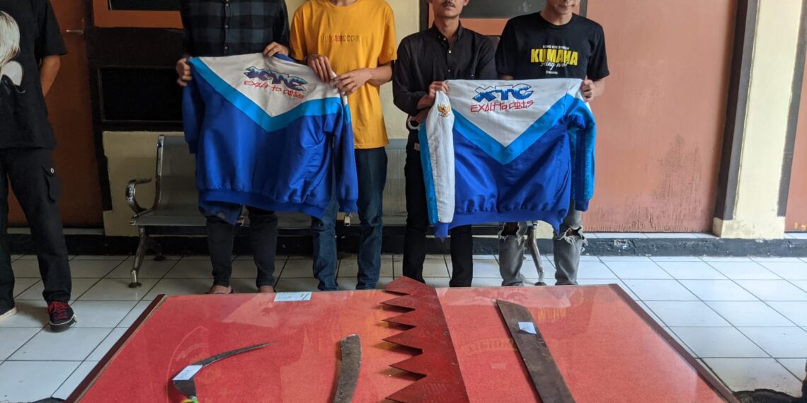 Belasan Gerombolan Bermotor di Sukabumi Diringkus Polisi, Sajam Berbagai Jenis Diamankan
