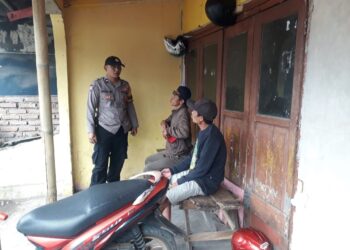 Bhabinkamtibmas Polsek Cugenang Himbau Ojeg Jaga Kamtibmas