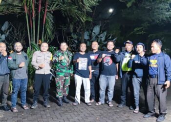 Bhabinkamtibmas Sukaraja dan Babinsa Sukaraja  melaksanakan kegiatan Patroli bersama.