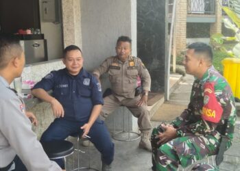 Sinergitas TNI-Polri-Pol PP Lakukan Patroli Ke Tempat Kegiatan Masyarakat