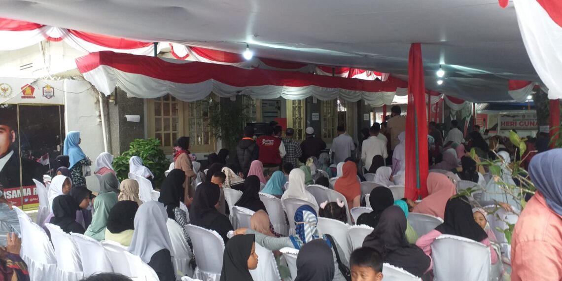 Anggota Polsek Warudoyong Amankan Kegiatan Haol Warga