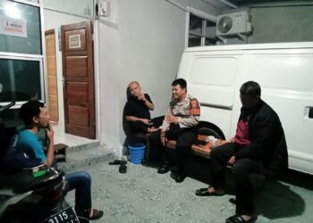 Patroli Dialogis Malam Hari, Upaya Anggota Polsek Lembursitu Cegah Gangguan Kamtibmas
