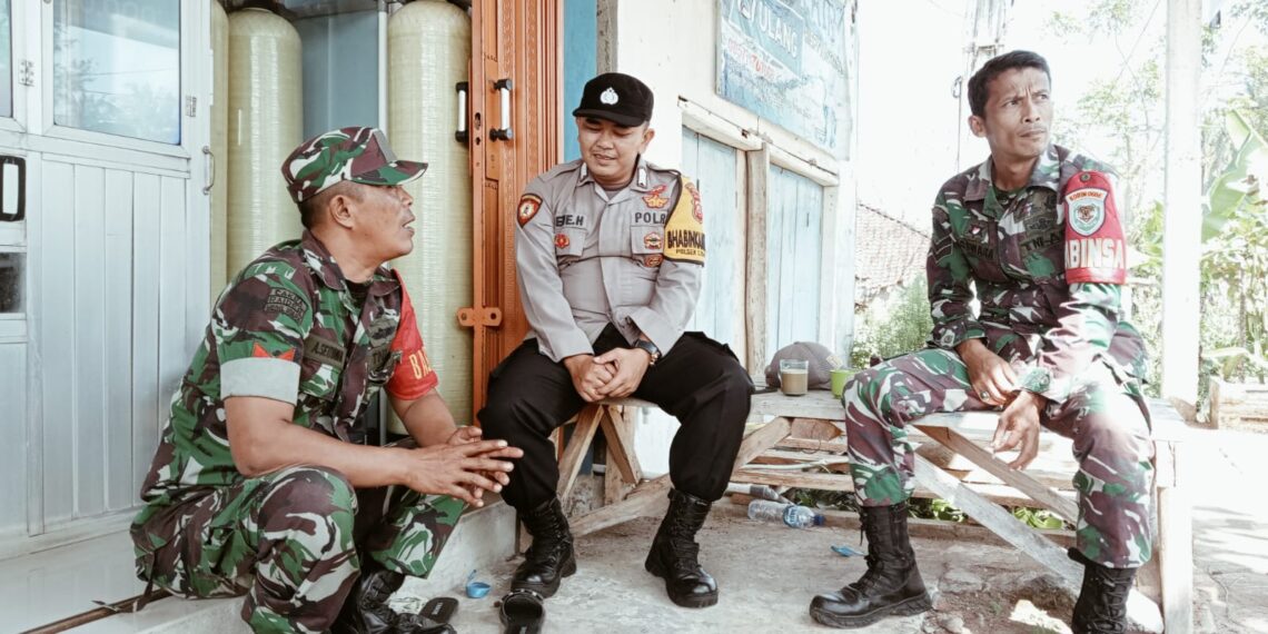SINERGITAS TNI-POLRI, BHABINKAMTIBMAS POLSEK CIDAUN SILATURAHMI BABINSA KORAMIL 0608-17 CIDAUN.