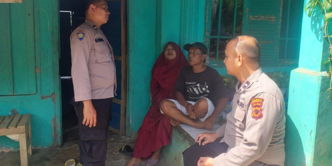 Bhabinkamtibmas Polsek Gunungguruh Sapa Warga dan Berikan Himbauan Kamtibmas