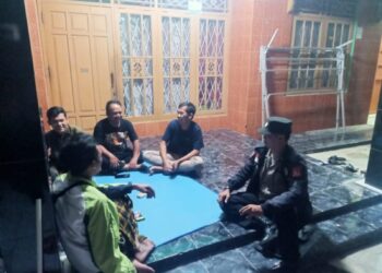 Bhabinkamtibmas Desa Cikancana Polsek Warungkondang Aktif Sambangi Pos Ronda