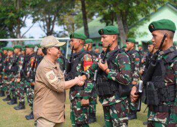 Pelepasan 450 Personil Satgas Pamtas Statis RI-Png Yonif 310