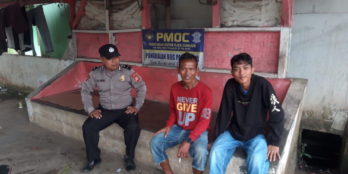 Patroli Polsek Mande Sambangi Ojek Pangkalan Ajak Bersama Jaga Kamtibmas