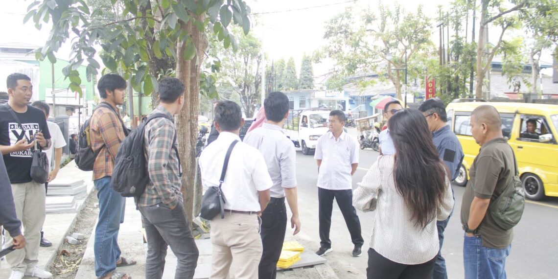 Sidak Proyek Pedestrian Oleh Komisi II DPRD Kota Sukabumi