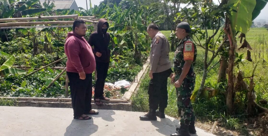 Selalu Melekat, Sinergitas TNI-Polri Sambangi Warga Binaannya