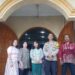 Personil Polsek Gunungpuyuh melaksanakan kegiatan pengamanan di gereja sebagai bentuk pelayanan kepada masyarakat