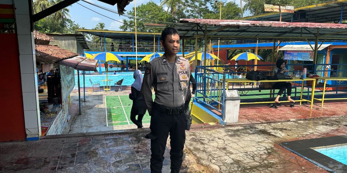 Polsek Cisaat  Patroli Dialogis di tempat wisata