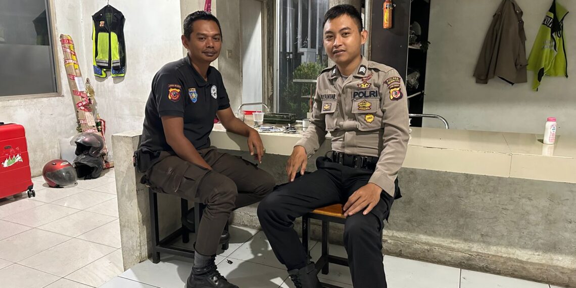 Patroli Malam, Unit Samapta Polsek Cisaat Tekan Kriminalitas dan Gangguan Kamtibmas