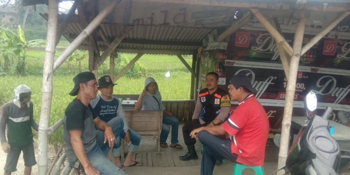 Ciptakan Wilayah Yang Aman, Bhabinkamtibmas Jalin Komunikasi dengan Tokoh Pemuda dam masyarakat
