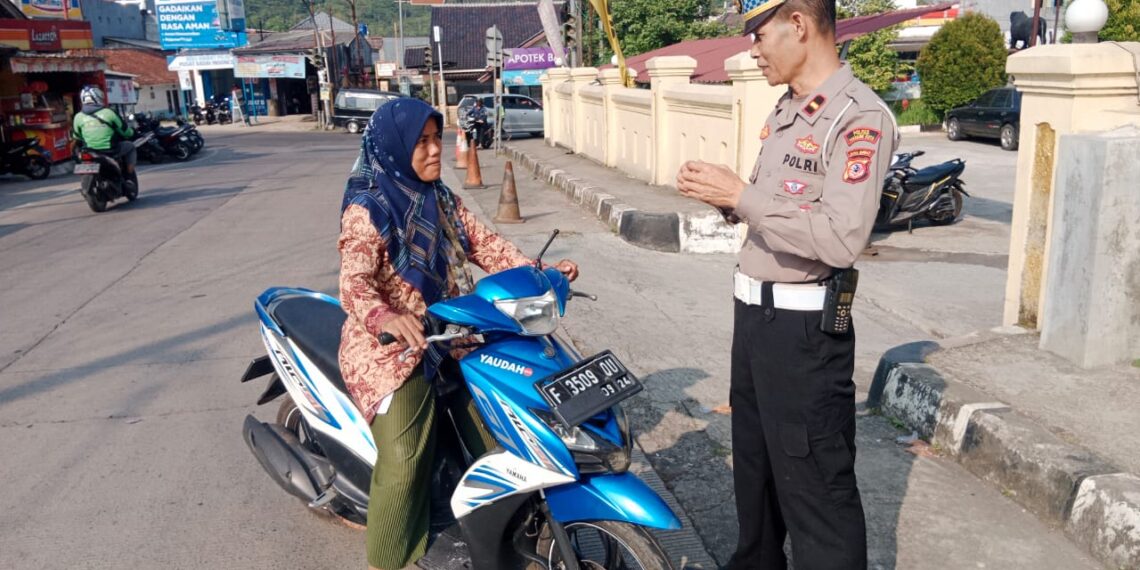 Polsek Baros Laksanakan Operasi Patuh Lodaya Sebagai Bentuk Pelayana Kepada Masyarakat