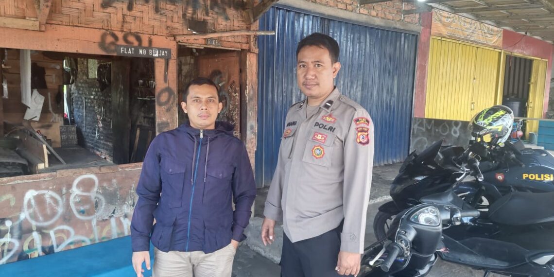 BHABINKAMTIBMAS POLSEK CISAAT LAKSNAKAN SILATURAHMI SAMBANG WARGA BINAANNYA