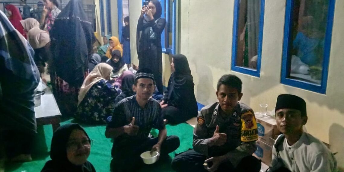 Bhabinkamtibmas Desa Jambe Nenggang Polsek Kebon Pedes Sambangi Warga dan Terjalin Dialogis Kamtibmas