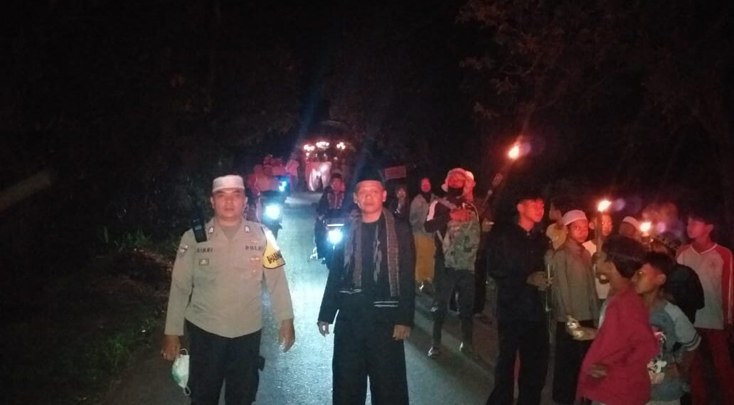 Polsek Cireunghas Polres Sukabumi Kota Laksanakan Pengamanan dan Pengawalan Pawai Perayaan Tahun Baru Islam 1445 H