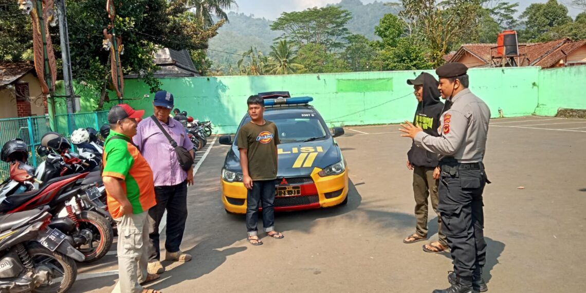 Ciptakan Kondisufitas Yang Aman Anggota Polsek Lembursitu Sambangi Wisata Kolam Renang