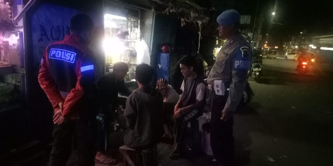 Antisipasi Terjadinya Gangguan Kamtibmas Polsek Citamiang Gelar Patroli KRYD.