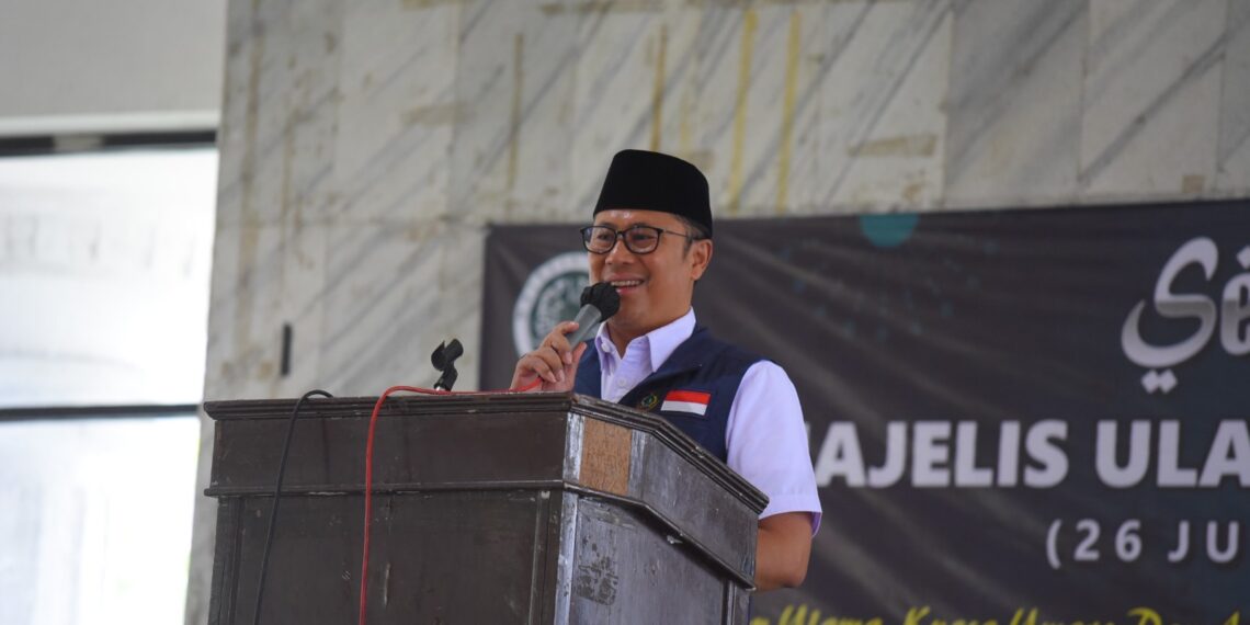 Wali Kota Sukabumi Hadiri Haol Akbar Pesantren Al-Gozaliyah