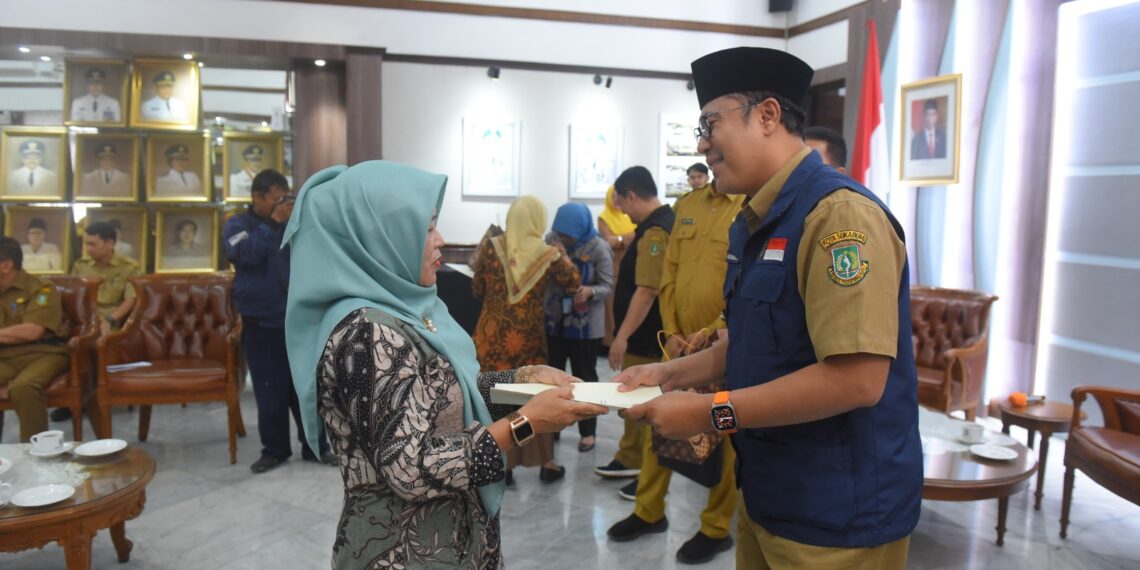Pelepasan 17 Orang Aparatur Sipil Negara Yang Memasuki Masa Purna Bhakti