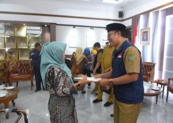 Pelepasan 17 Orang Aparatur Sipil Negara Yang Memasuki Masa Purna Bhakti
