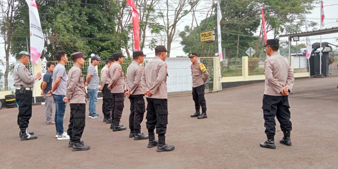 Polsek Citamiang Gelar Apel Pagi Sebagai Bentuk Kedisiplinan.