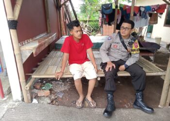 Sambang, Cara Bhabinkamtibmas Pererat Tali Silaturahmi Dengan Warga masyarakat