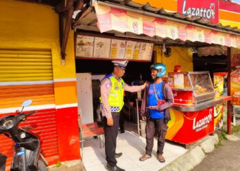 Polsek Baros melaksanakan sambang kepada warga dalam meningkatkan  pelayanan Prima Polri