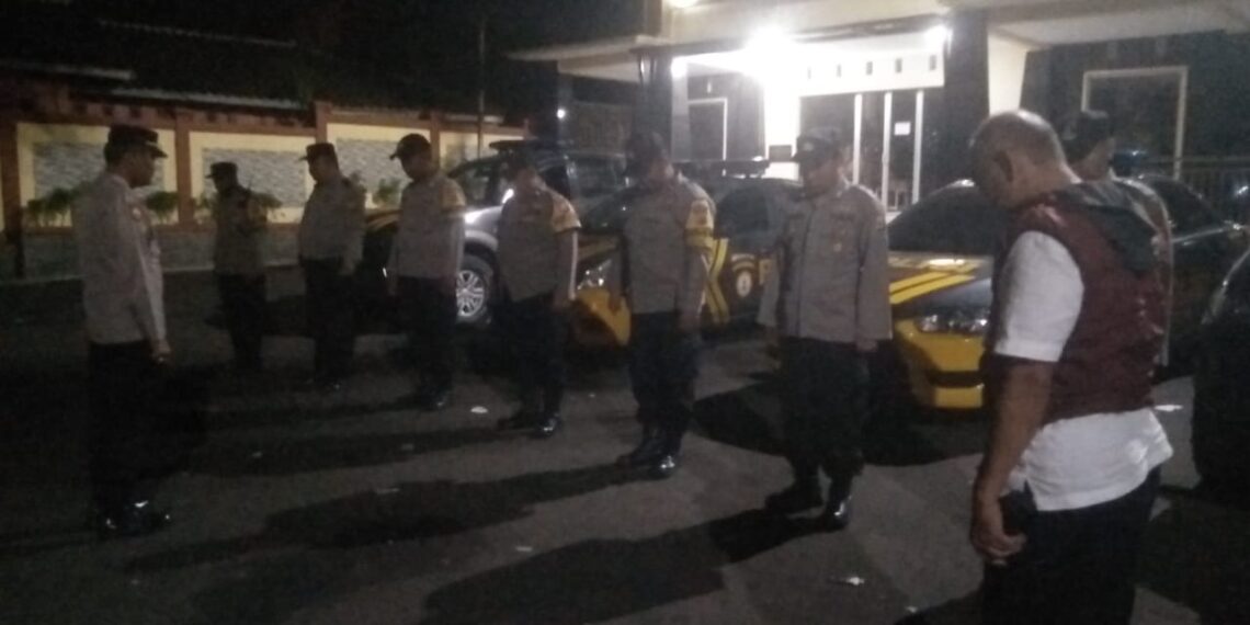Polsek Cisaat laksanakan Patroli KRYD  Antisipasi Long Weekend Libur Hari raya Idul Adha 1444 Tahun 2023