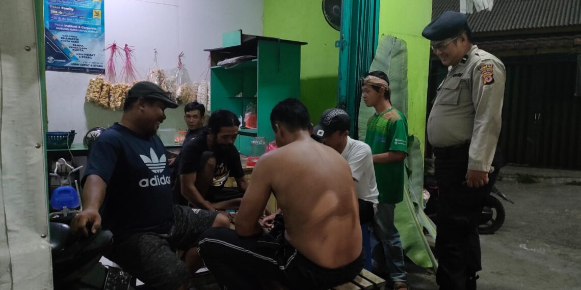Upaya Personel Polsek Kebon Pedes Cegah Gangguan Kamtibmas