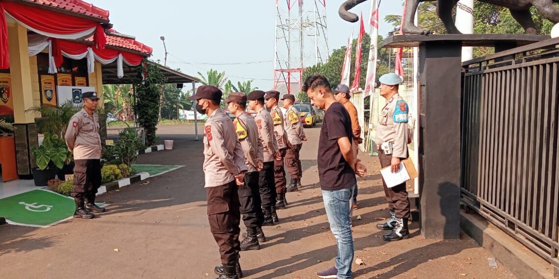 Polsek Citamiang Gelar Apel Pagi Sebagai Bentuk Kedisiplinan.