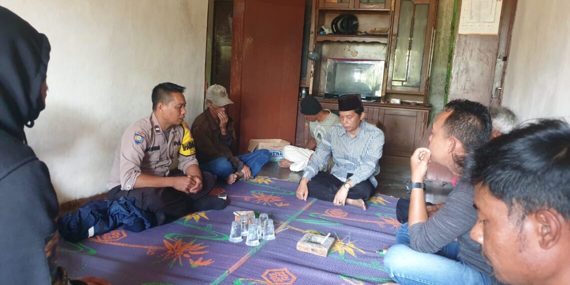 Melalui Problem Solving, Bhabinkamtibmas Polsek Gunungguruh Selesaikan Masalah Warga Binaannya