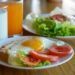 Manfaat Sarapan Sebelum Jam 9 Pagi. Yang Moody Wajib Simak !