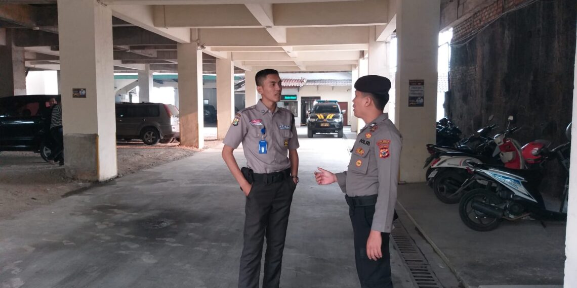 Unit Samapta Polsek Gunungpuyuh Melaksanakan giat Patroli dialogis secara rutin