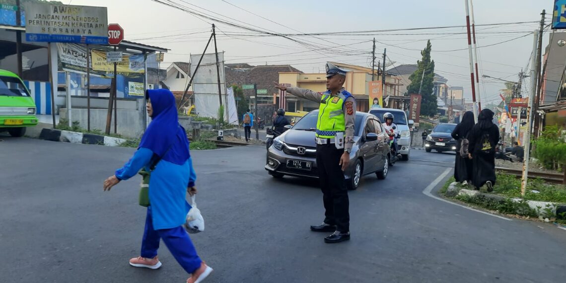 Gatur Lalu lintas pagi, Bentuk Pelayanan kepada Masyarakat guna terciptanya Kamseltibcar Lantas