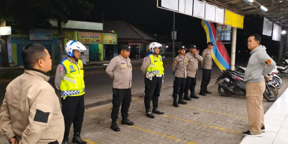 Cegah Gangguan Kamtibmas Polsek Kebon Pedes Laksanakan Patroli Kegiatan Rutin Yang Ditingkatkan (KRYD) Wilayah Kecamatan Kebon Pedes