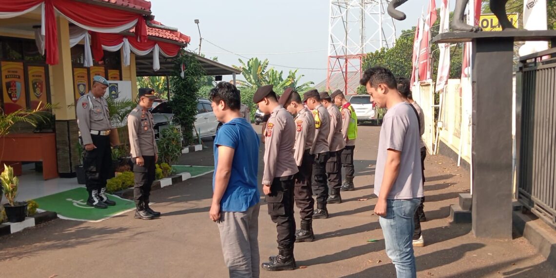 Polsek Citamiang Gelar Apel Pagi Sebagai Bentuk Kedisiplinan.
